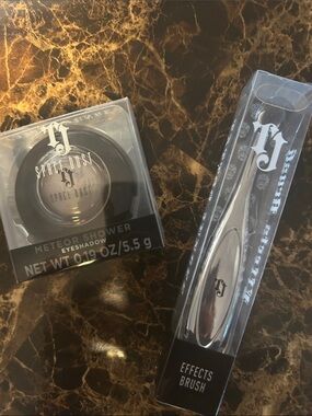 CLOSEOUT- Meteor Shower Eyeshadow & Effects Brush  NWT